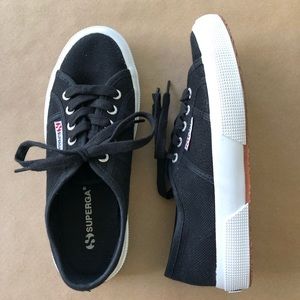 Black Superga Cotu